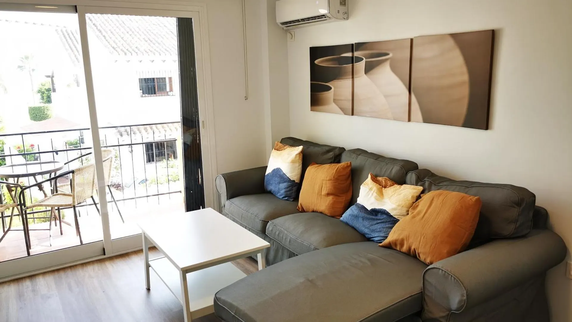 Heliades Apartment La Cala Del Moral Spain